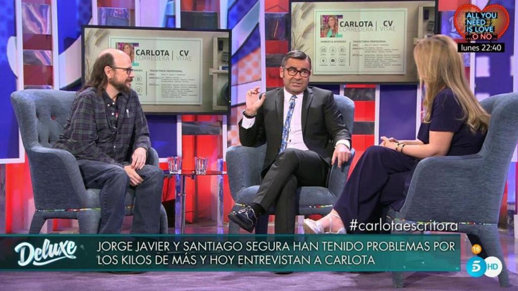 Jorge Javier Vázquez junto a Santiago Segura y Carlota Corredera