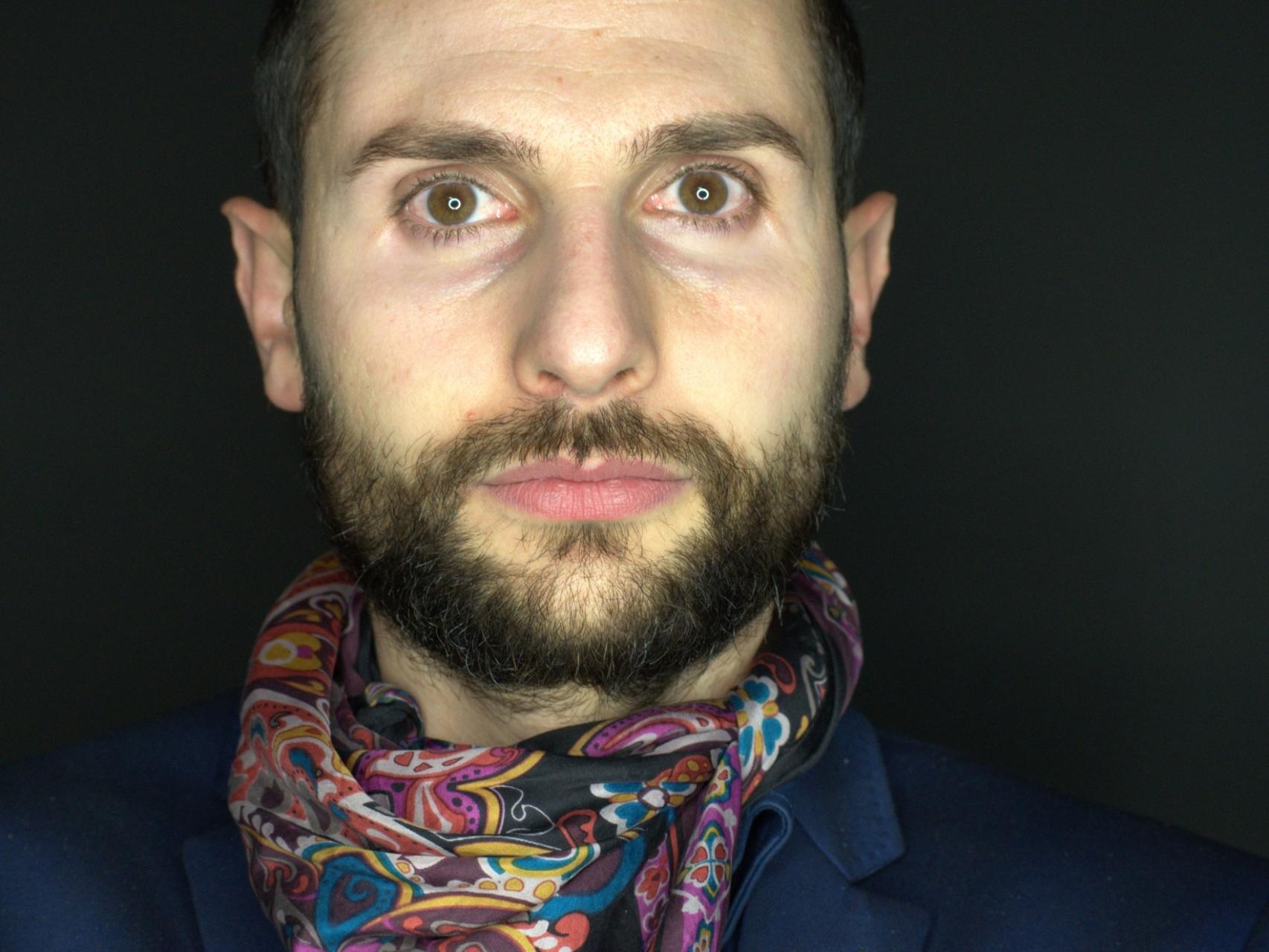Omar Jerez, artista performer.