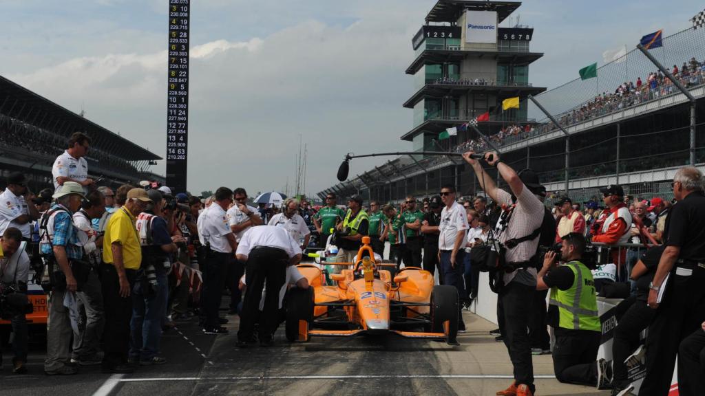 El español es uno de los grandes centro de atención de la parrilla de salida.