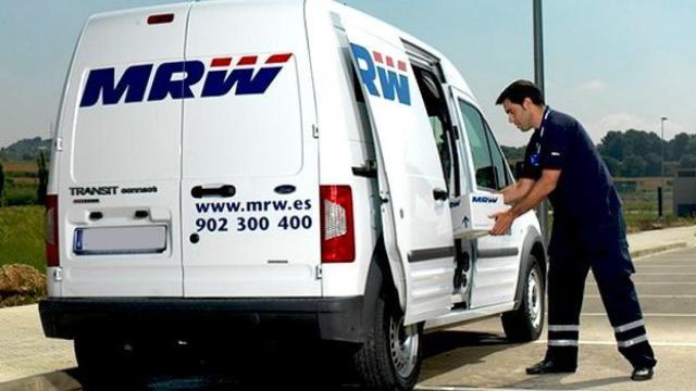 La sede de MRW coge la furgoneta para trasladarse a Valencia