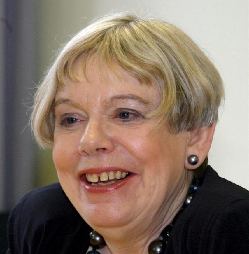Karen Armstrong, experta en la historia comparada de las religiones.