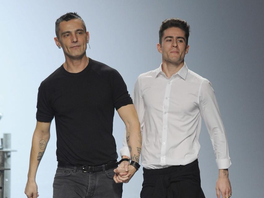 David Delfín y Pelayo Díaz, en un desfile de su marca en febrero de 2014.