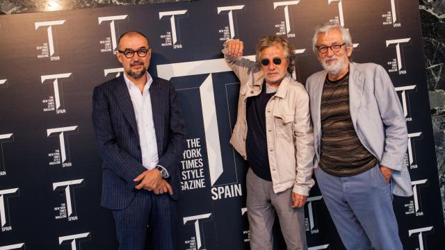 A la izquierda, Andrés Rodríguez, editor de Spainmedia, en la fiesta de presentación de T-Magazine.