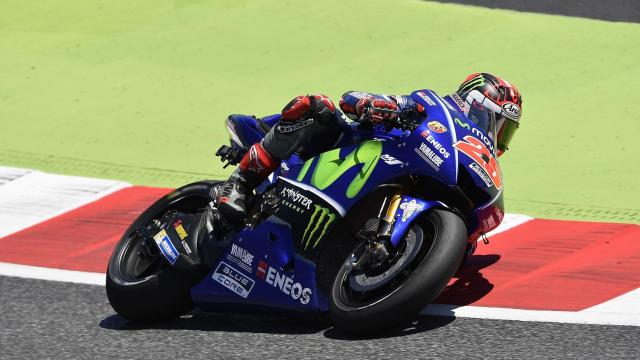Maverick Viñales, durante la carrera disputada en el circuito de Montmeló.