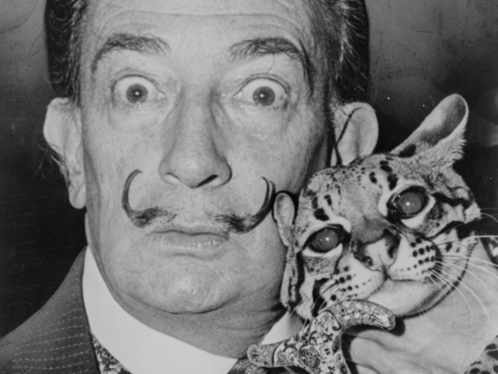 El pintor surrealista Salvador Dalí