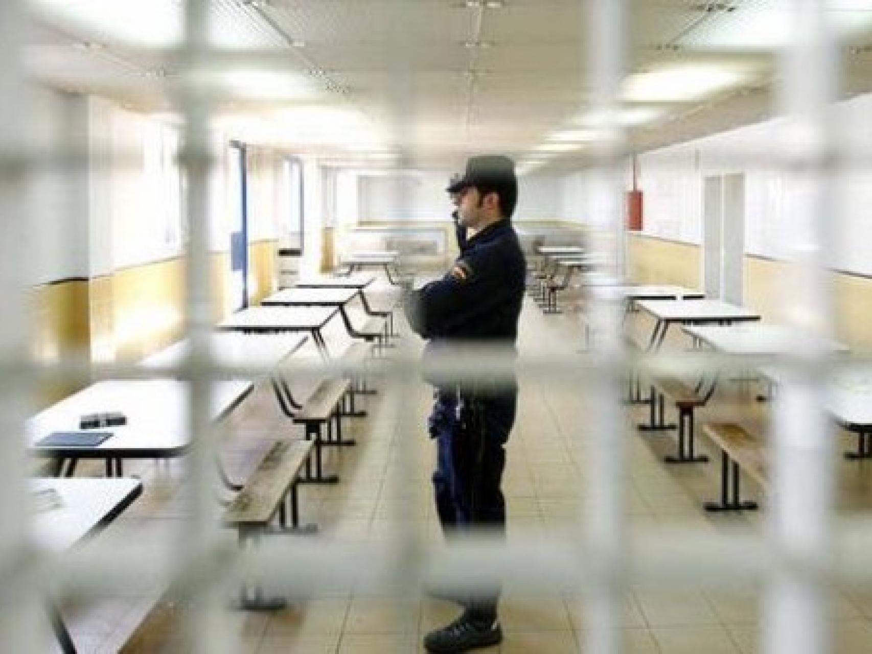 Interior del CIE de la Zona Franca de Barcelona.