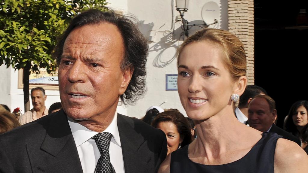 Julio Iglesias y Miranda Rijnsburger.