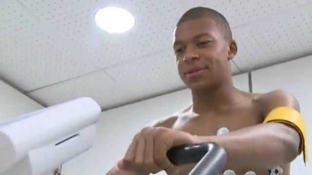 Mbappé pasa el reconocimiento médico con el Mónaco