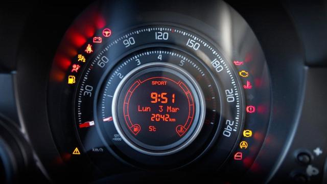 Desmantelada una trama criminal que manipuló el kilometraje de más de 100 vehículos