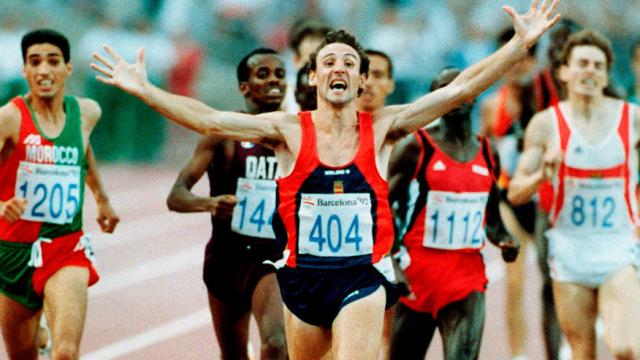 Fermín Cacho al ganar el oro olímpico en 1.500 metros.