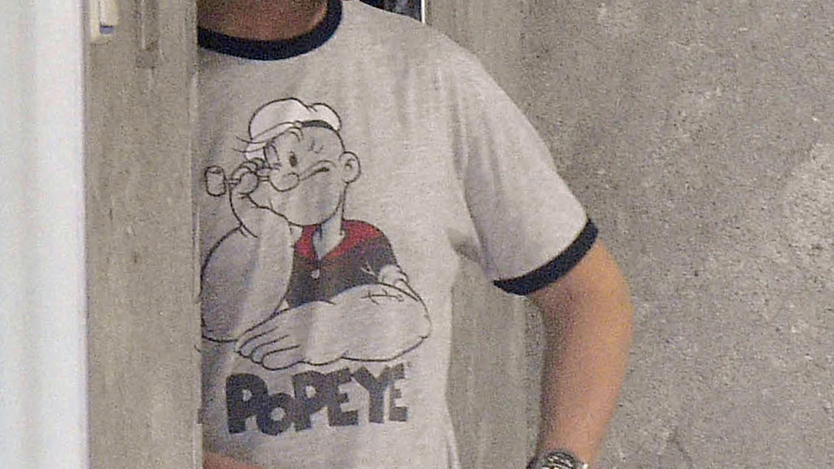 El silencio más amargo de Fonsi Nieto a su llegada al hospital donde está su tío