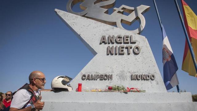 Curva de Ángel Nieto en el circuito de Jerez.