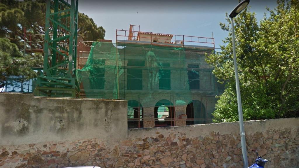 Imagen de la casa en plenas obras.
