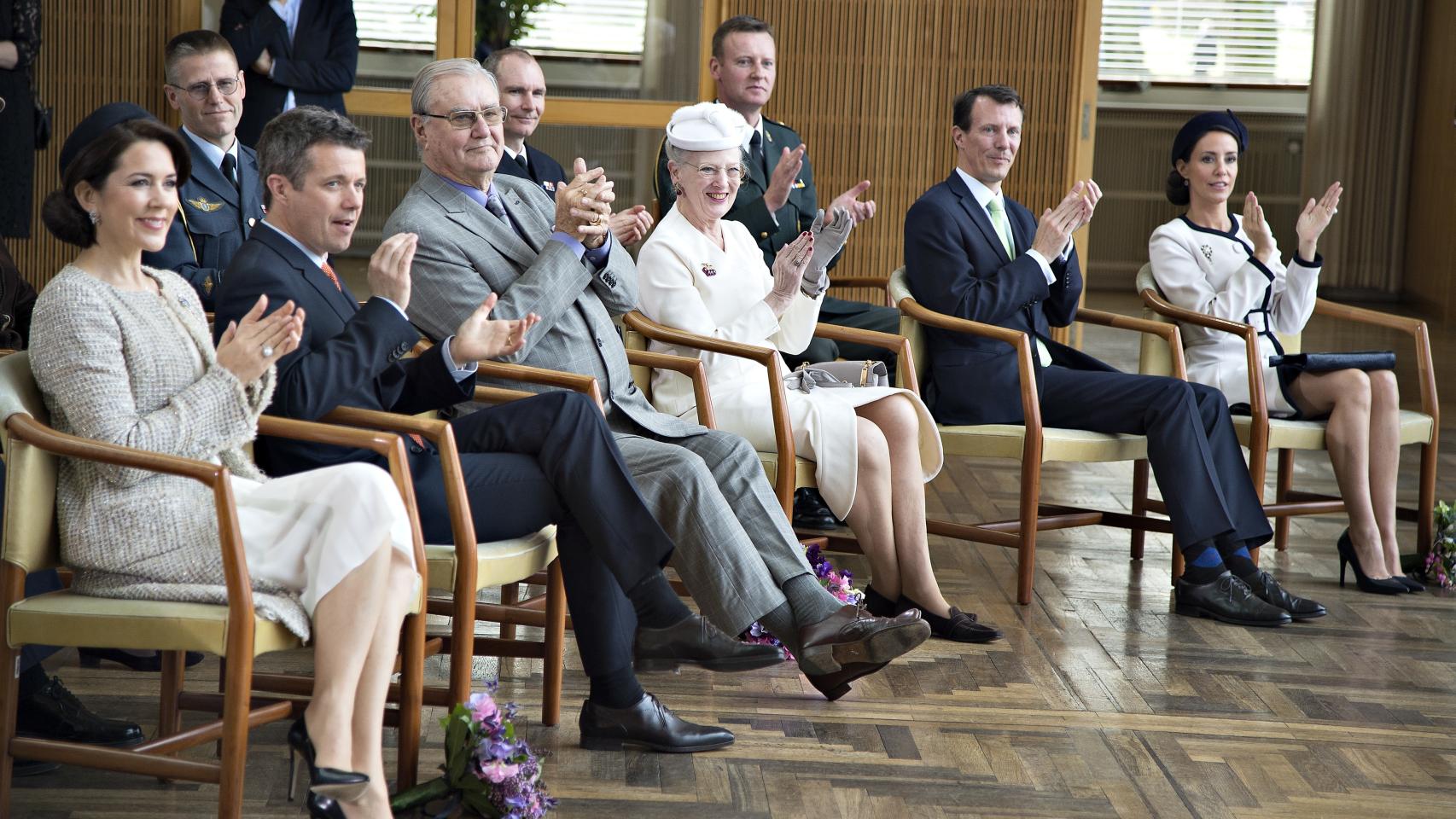 Mary y Federico, Enrique y Margarita y Joaquín y Marie de Dinamarca.