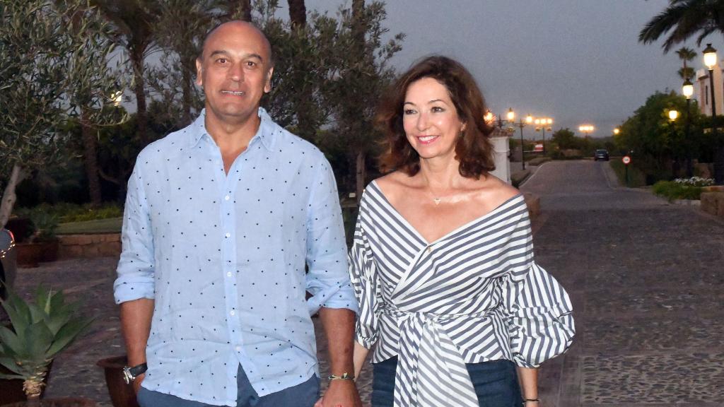 Ana Rosa Quintana y su marido Juan Muñoz, de vacaciones.