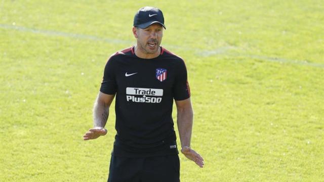 Simeone, durante el entrenamiento previo al partido contra el Girona.