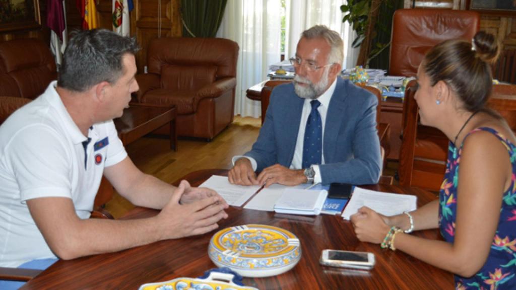 Reunión entre Dorado y Ramos