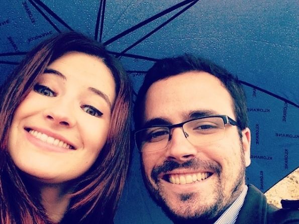 Alberto Ruzzon El topo de la boda de Alberto Garzón: su hermano rompe el pacto de silencio