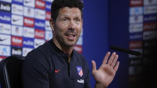 Simeone en rueda de prensa.