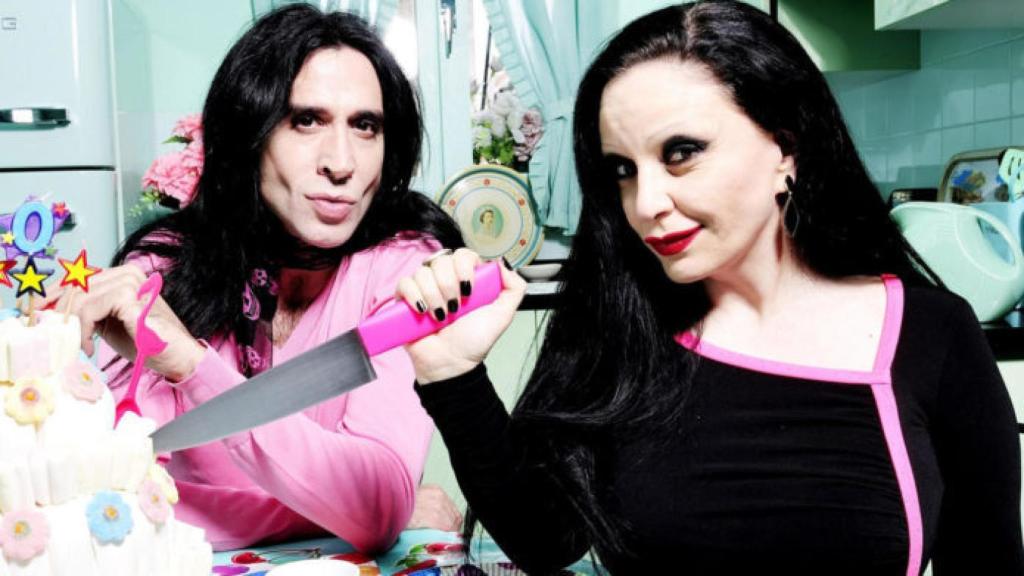 Alaska y Mario, personajes fijos de 'Ella es tu padre' en Telecinco