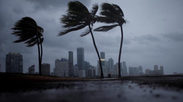 El cielo de Miami antes de la llegada del huracán Irma.