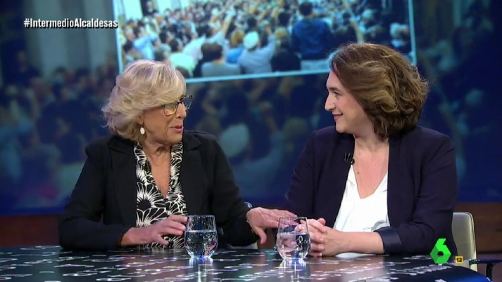 Manuela Carmena y Ada Colau.