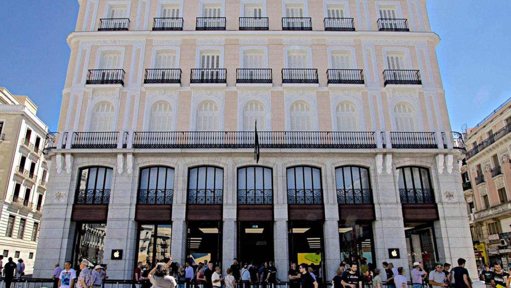 Apple Store en Madrid, en la Puerta del Sol.