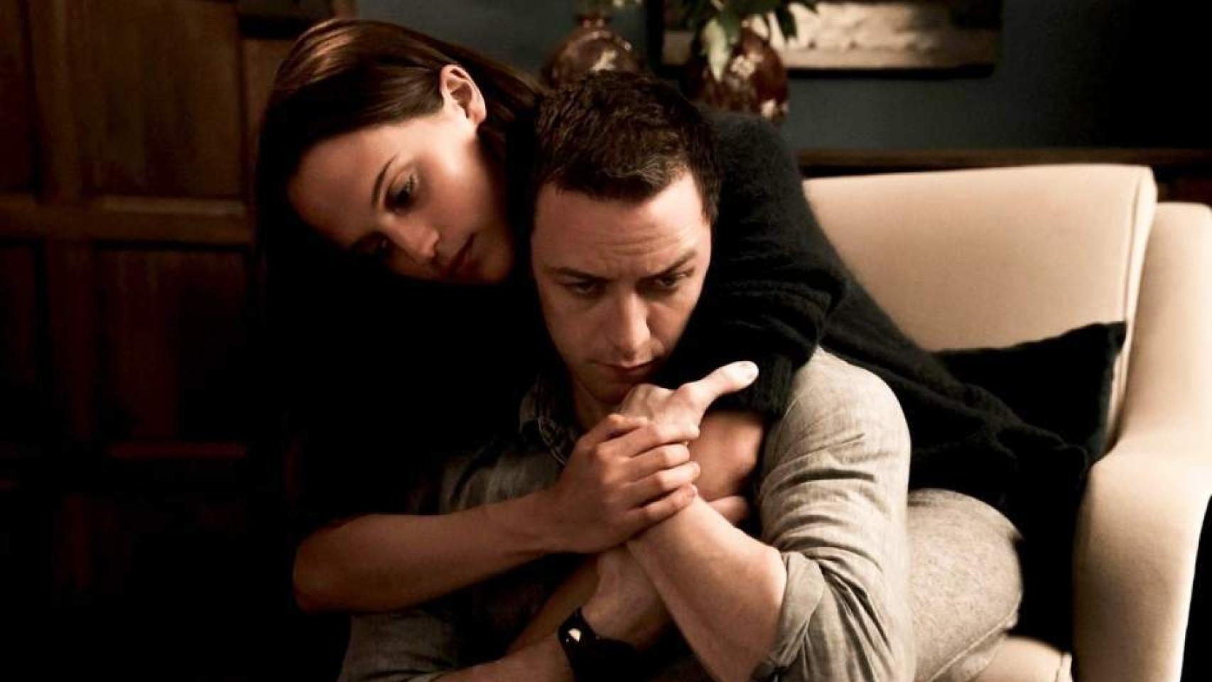 Alicia Vikander y James McAvoy en Inmersión.