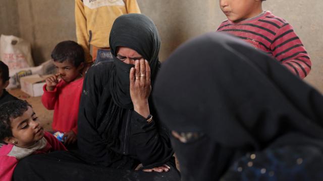 Un grupo de mujeres y niños sirios.