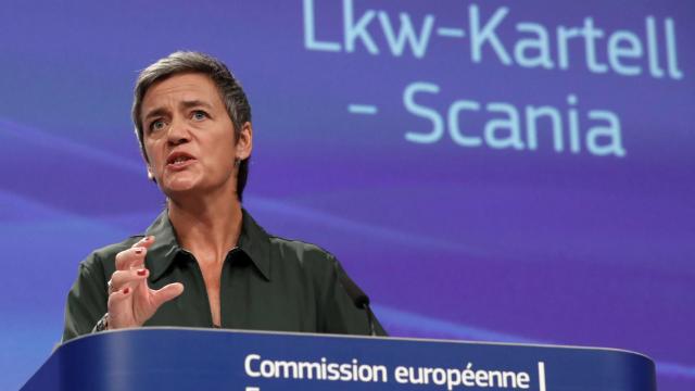 Vestager ha impuesto a los fabricantes de camiones la sanción más alta de la historia de la UE