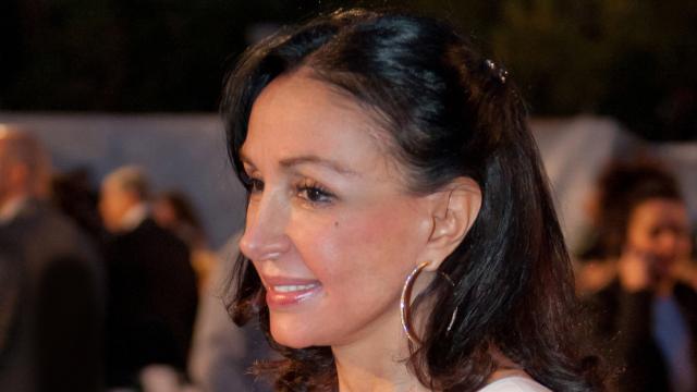 Esther Koplowitz ve un poco de luz en su inversión en FCC.