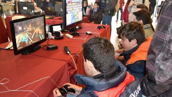 feria videojuegos 8