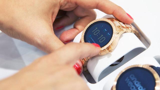 Android Wear se actualiza desde el Play Store además de con las OTAs