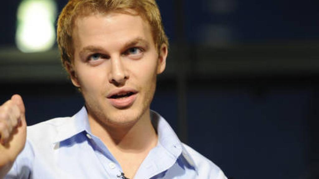 Ronan Farrow, el periodista que ha publicado el artículo de The New Yorker, es hijo de Mia Farrow y Woody Allen.