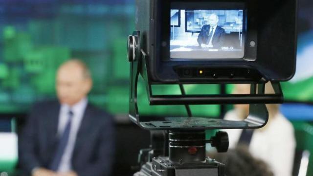 El presidente ruso, Vladímir Putin, entrevistado en RT.