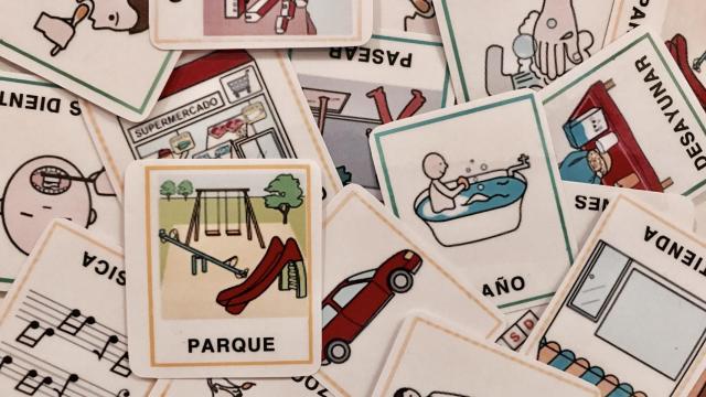 Estos son sólo algunos de los pictogramas con los que trabaja nuestro hijo.