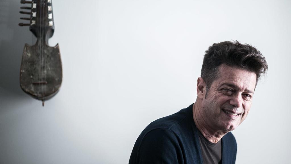 Santiago Auserón dice que su política es la música.