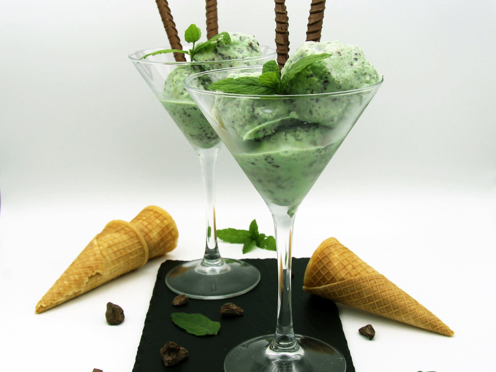 HELADO DE MENTA Y CHOCOLATE CON THERMOMIX Resultado2