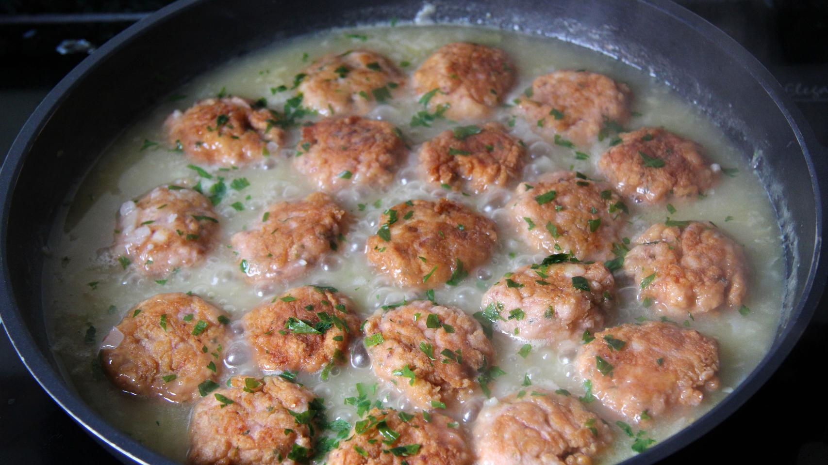 ALBONDIGAS DE CALAMARES Y LANGOSTINOS 12