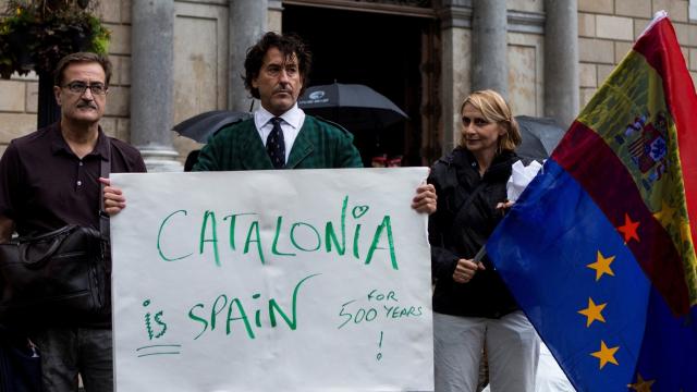 Álvaro de Marichalar manifestándose.