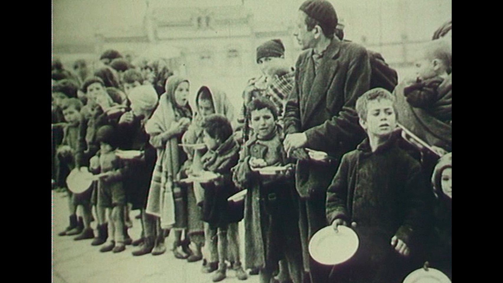 Una de las imágenes de la exposición de Basilio Martin en el Centro Cultural Fernán Gómez.