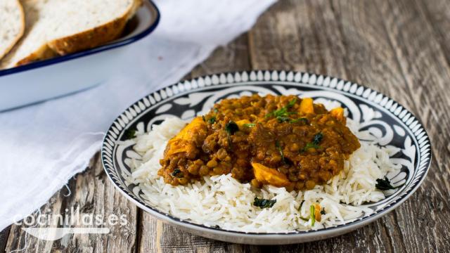 lentejas_curry_pollo_16_9