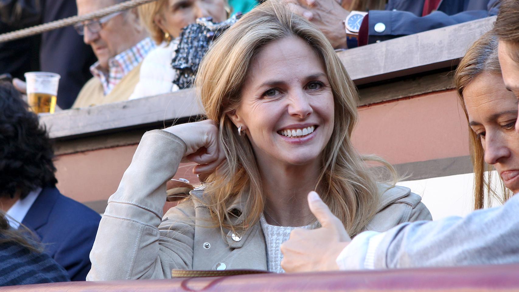 Genoveva Casanova feliz.