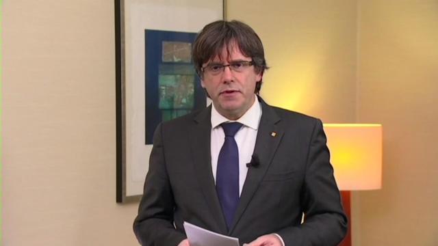 Puigdemont emite un mensaje exigiendo la libertad de los miembros del Govern.
