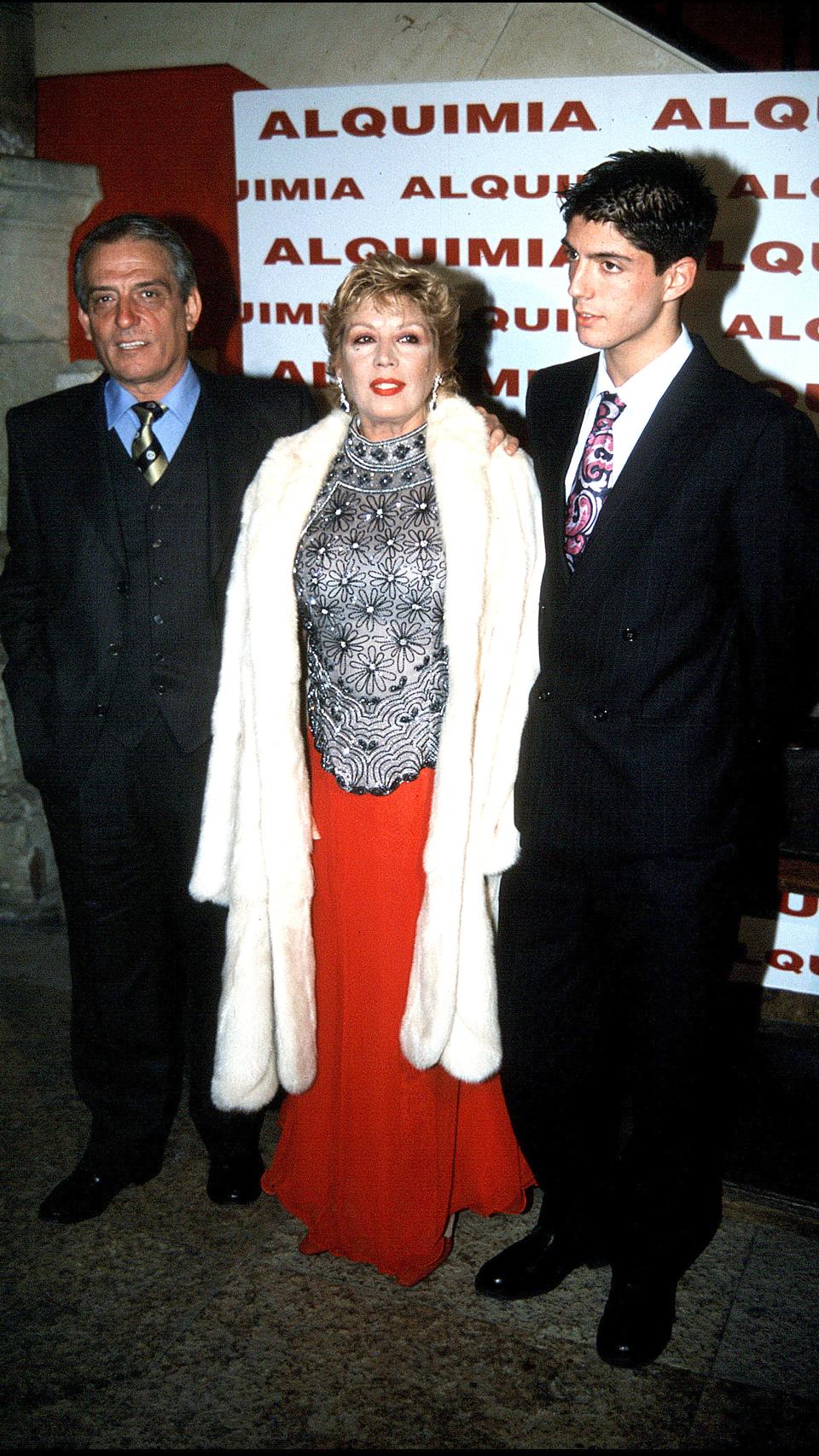 María Jiménez, Pepe Sancho y su hijo.