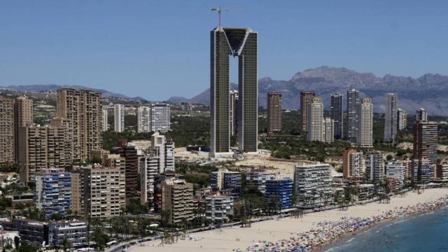Rascacielos InTempo en Benidorm, uno de los edificios más emblemáticos que recibió Sareb.