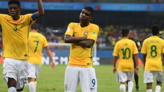 Lincoln celebra un gol ante España. Foto Instagram (@lincoln9)