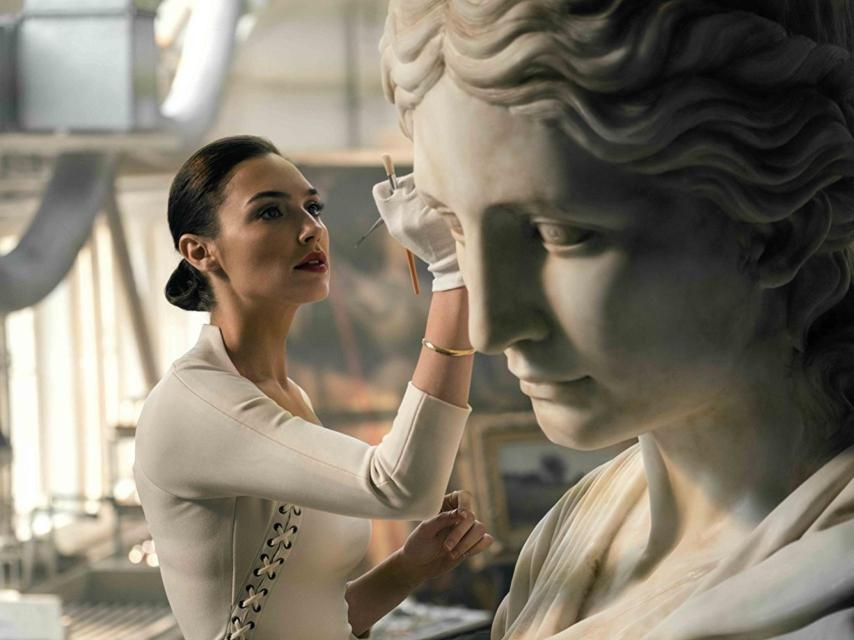 Gal Gadot como Diana Prince, Wonder Woman, en Liga de la Justicia.