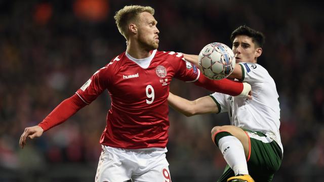 Joergensen y O'Dowda en acción durante el partido.