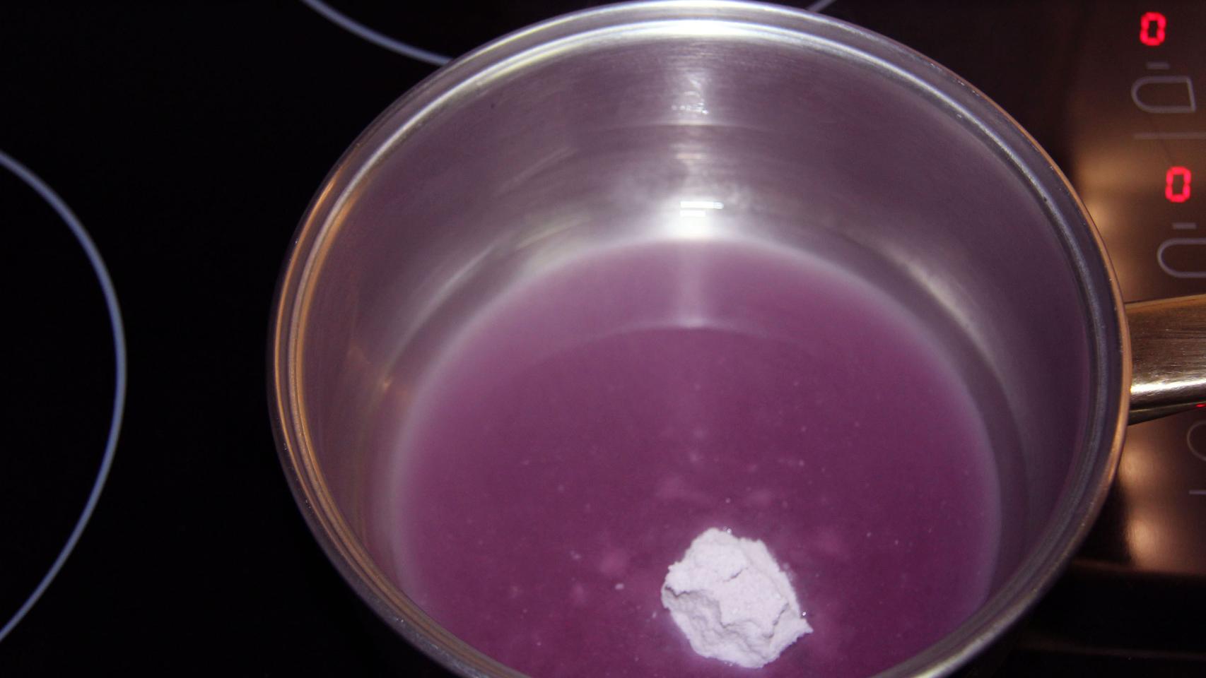 VASITOS DE MOUSSE DE QUESO CON GELATINA DE CARAMELOS VIOLETA 11